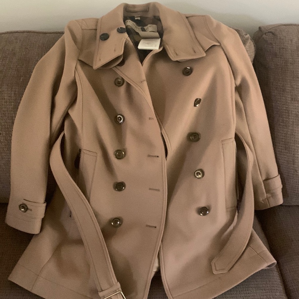 NWT Burberry coat size 8